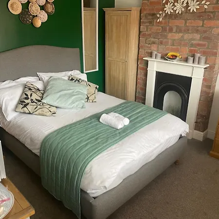 Camaraderie Guest house York