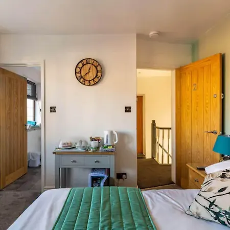 Camaraderie Pensión