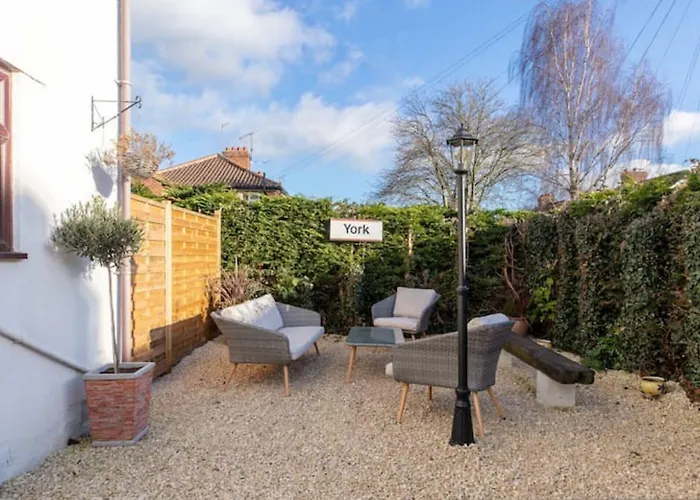 Camaraderie Guest house 3*