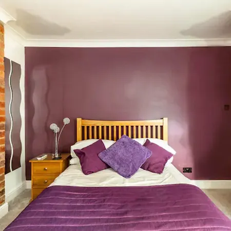 ゲストハウス Camaraderie